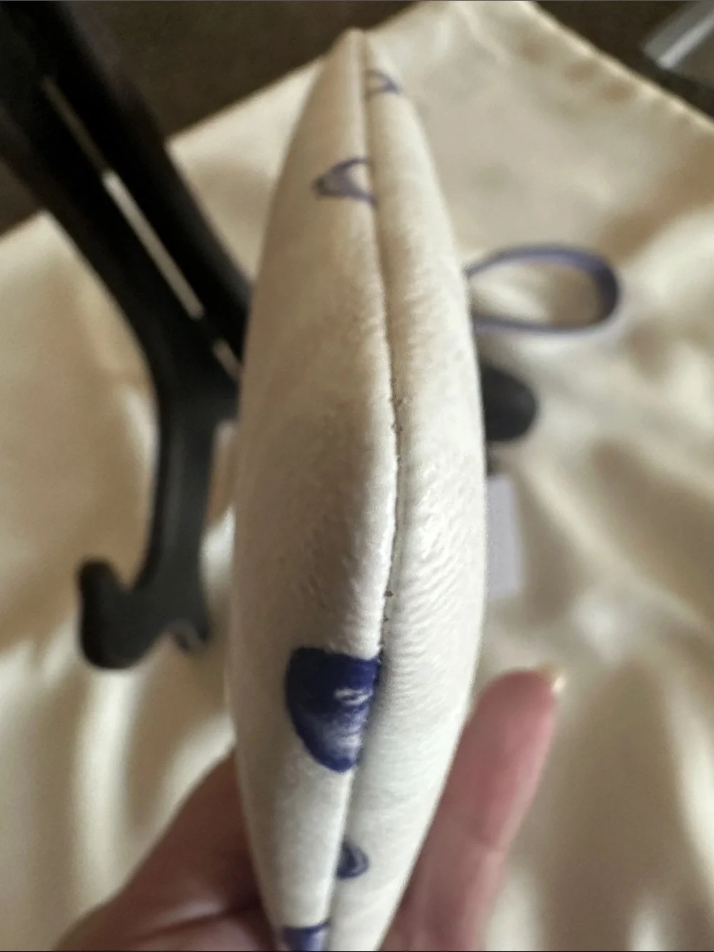 NWT Coach White/Chalk Corner Zip Wristlet with Blueberry Print